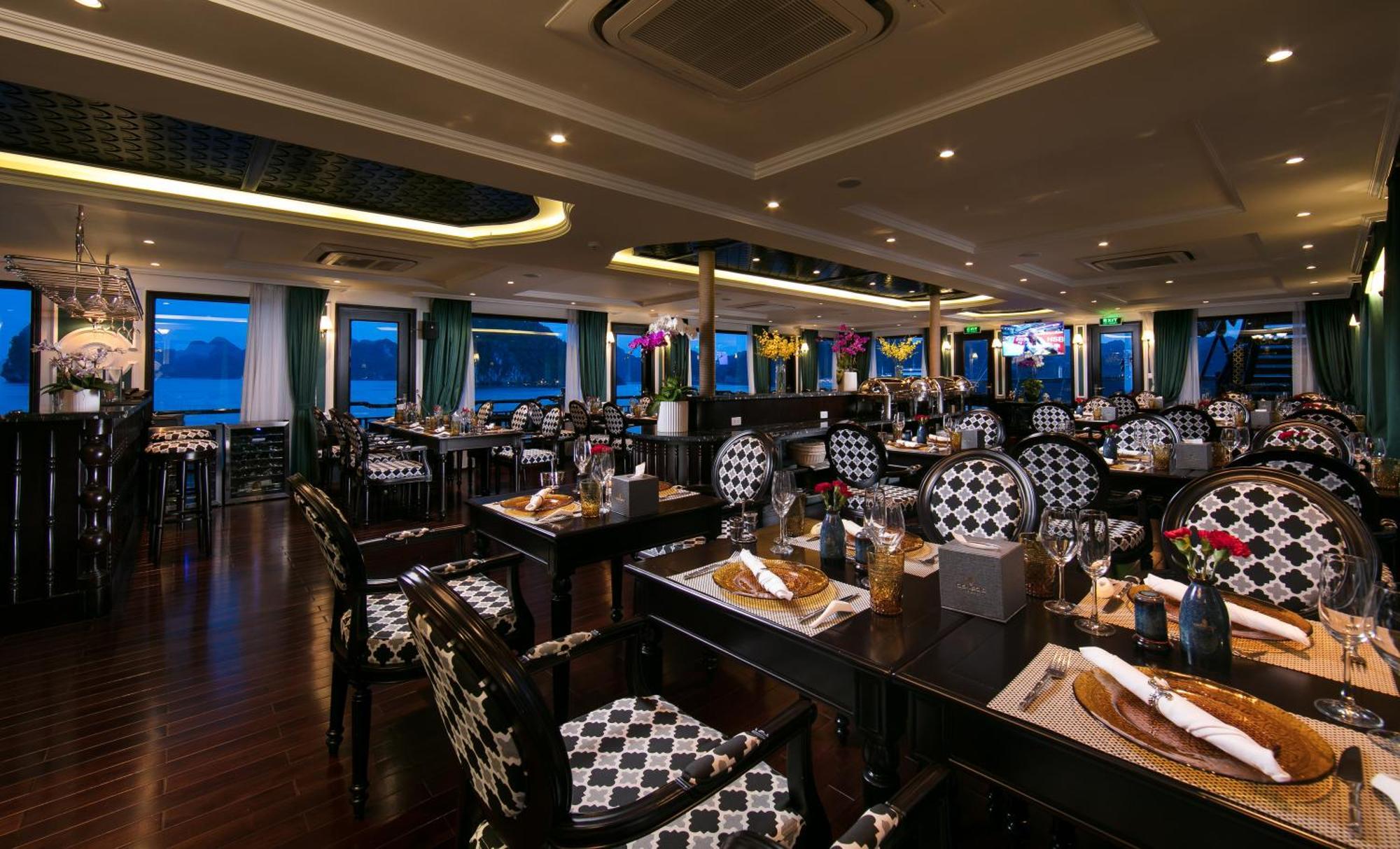 Genesis Luxury Regal Cruises Hotel Ha Long Buitenkant foto